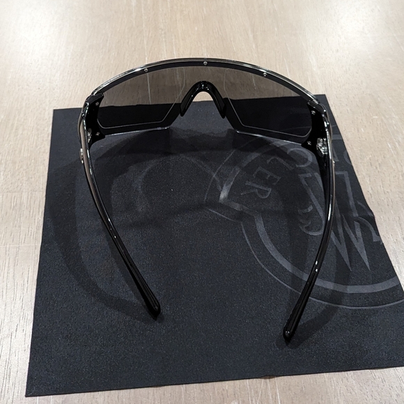 $485 Mens Authentic MONCLER Sporty 76mm Sunglasses Black/Smoke - Picture 5 of 7